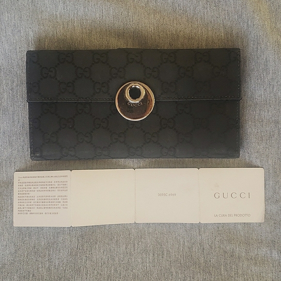 Authentic Monogram Canvas Eclipse Gucci Wallet - Picture 7 of 10